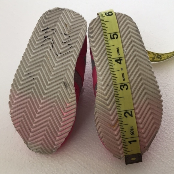 Tommy Hilfiger Pink &‎ Silver Lace Up Sneakers - Picture 6 of 9